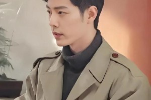 肖战古装VS现代装造型对比，哪个更绝？