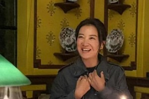 贾玲43岁生日瘦身惊艳亮相，穿搭升级引热议