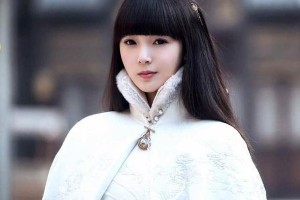 陈瑶烤瓷牙引热议：明星整牙需谨慎