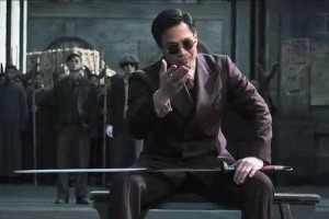 安志杰向佐《门前宝地》毁英名？武打喜剧引争议